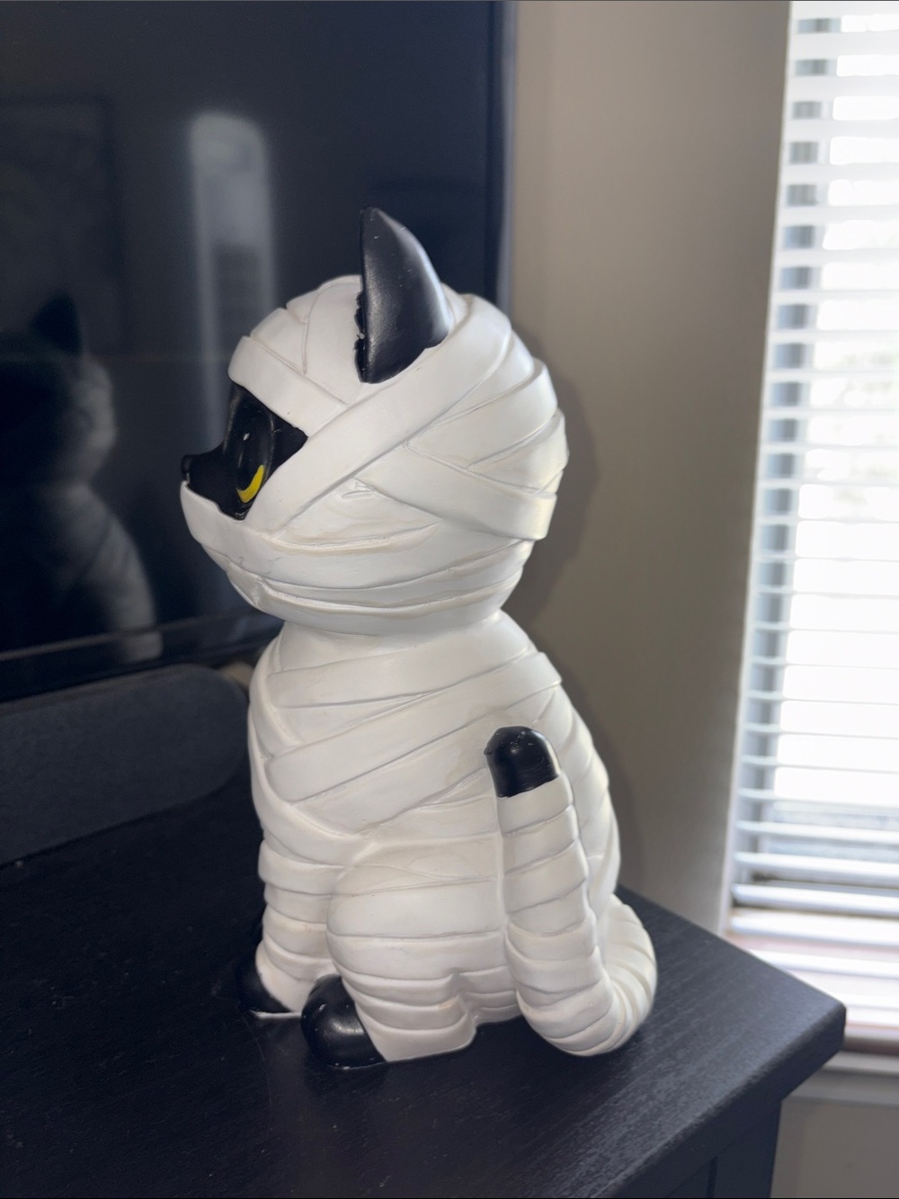White & Black Mummy Cat Figurine - Decorative Pet Collectible - Picture 2 of 7